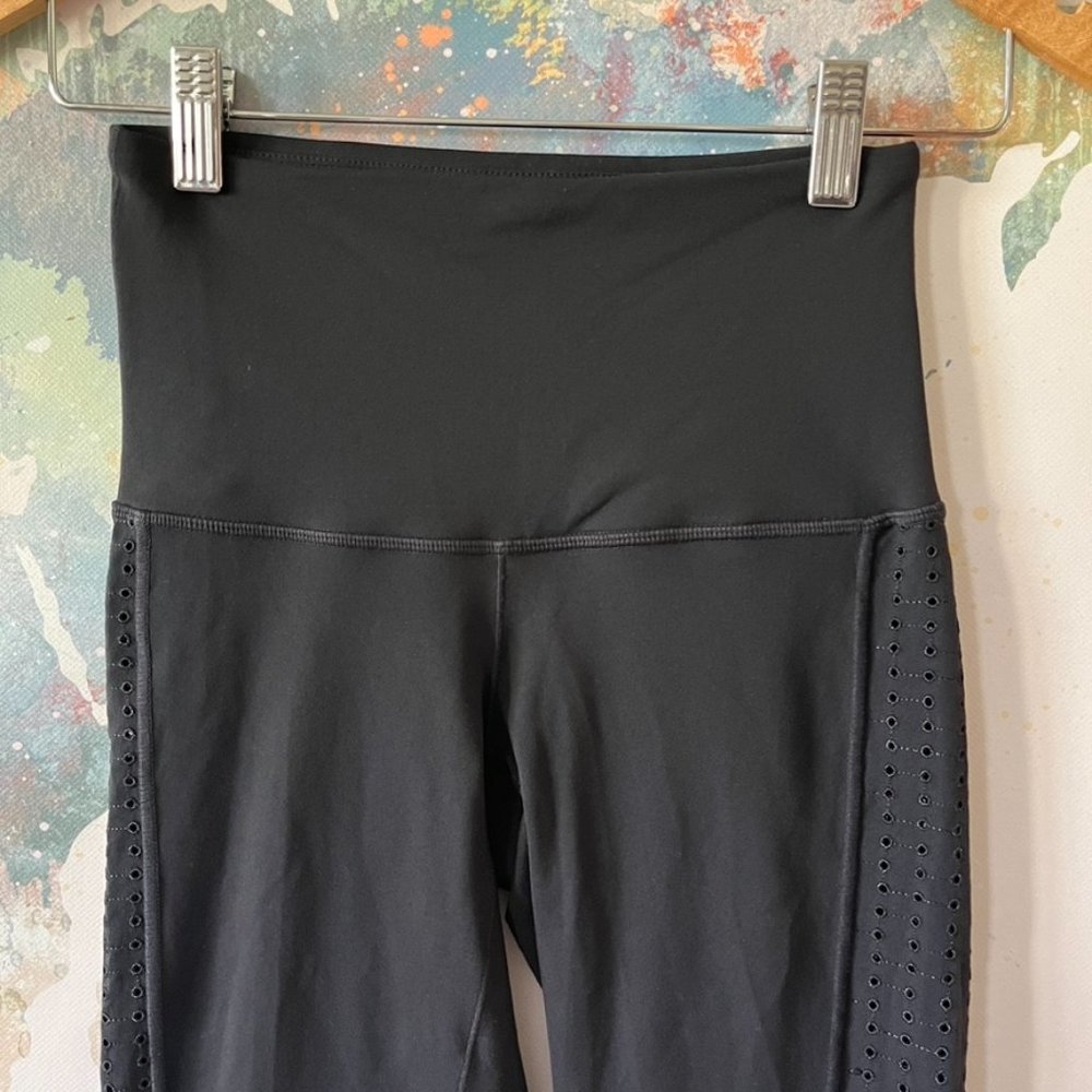 Prana Leggings‎ Black Eyelet Detail Pull On Waistband Pocket Mid Rise Size XS - Picture 2 of 11